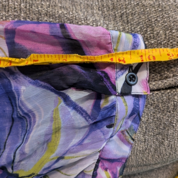 Susan Graver sheer, button down blouse with 3/4 sleeves, size 3X - Picture 11 of 11